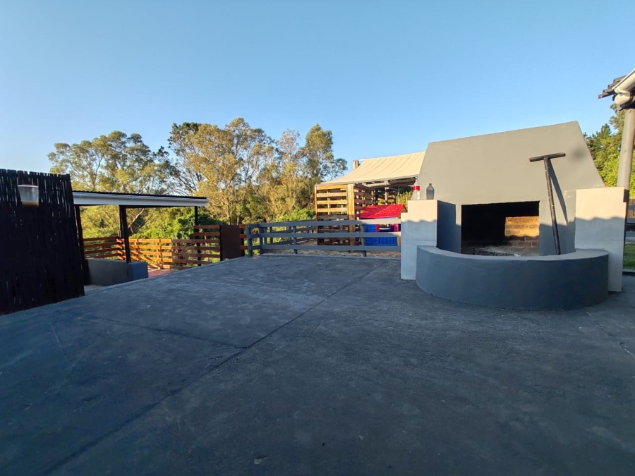 Commercial Property for Sale in Colleen Glen Eastern Cape